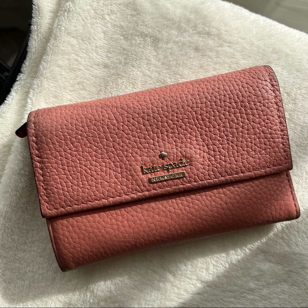 Kate Spade trifold wallet